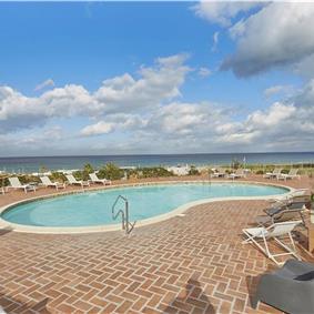 2 bedroom seaside apartments with shared pool, sleeps 4-5